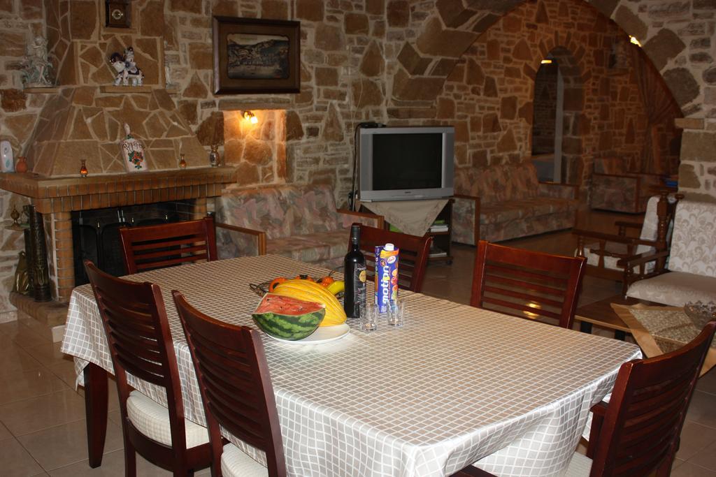 Villa Fabrika Vori Luaran gambar